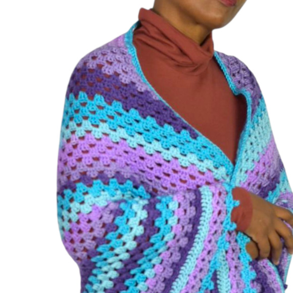 Hand Knit Crochet Shawl Blue Ombre Blanket Wrap Triangle Granny Squares One Size - Picture 14 of 16
